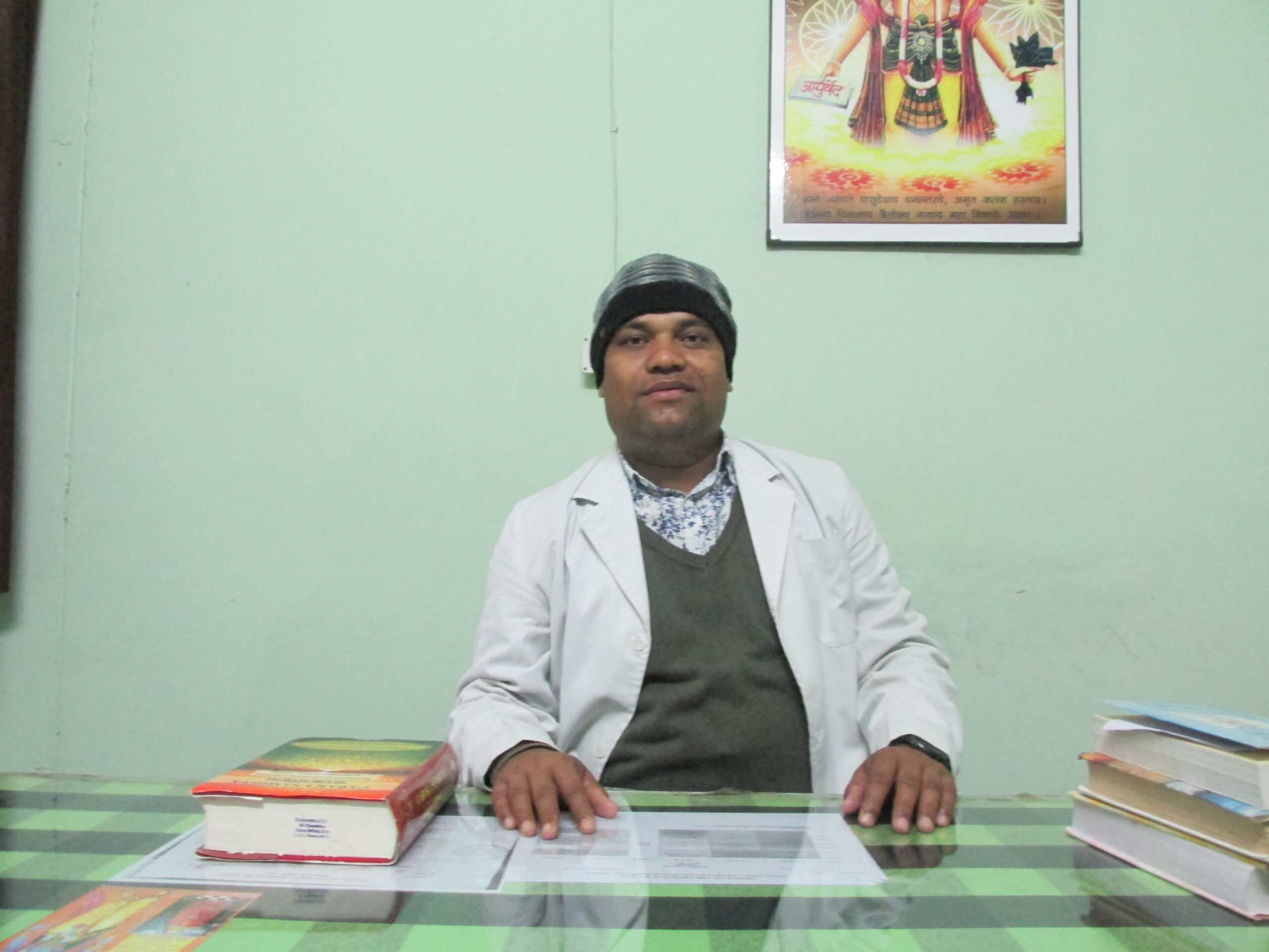 Dr. Ompraksh Shukla